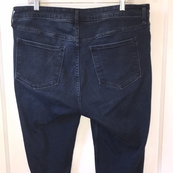 Old Navy Rockstar Supper Skinny High Rise Jeans - Dark Wash - Picture 8 of 10